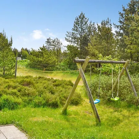 Gunloeg - 3-1km From The Sea By Interhome *