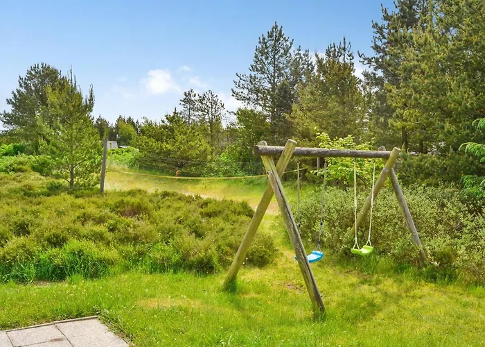 Gunloeg - 3-1km From The Sea By Interhome *