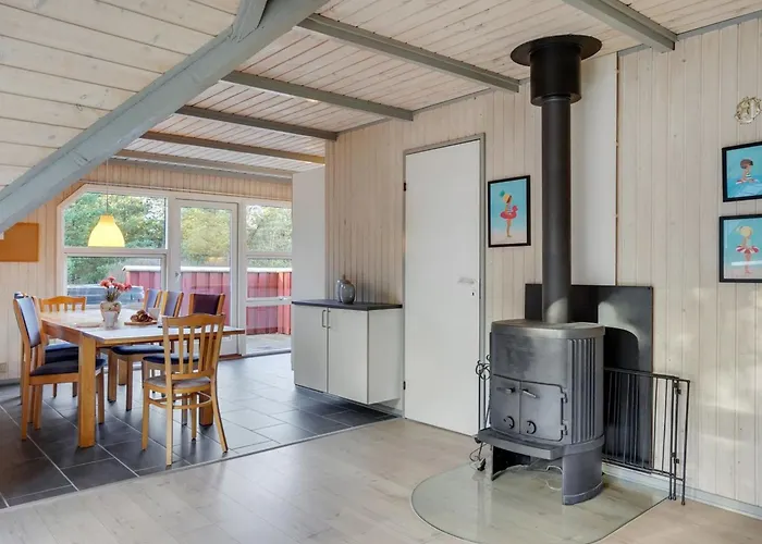 Gunloeg - 3-1km From The Sea By Interhome Holiday home *